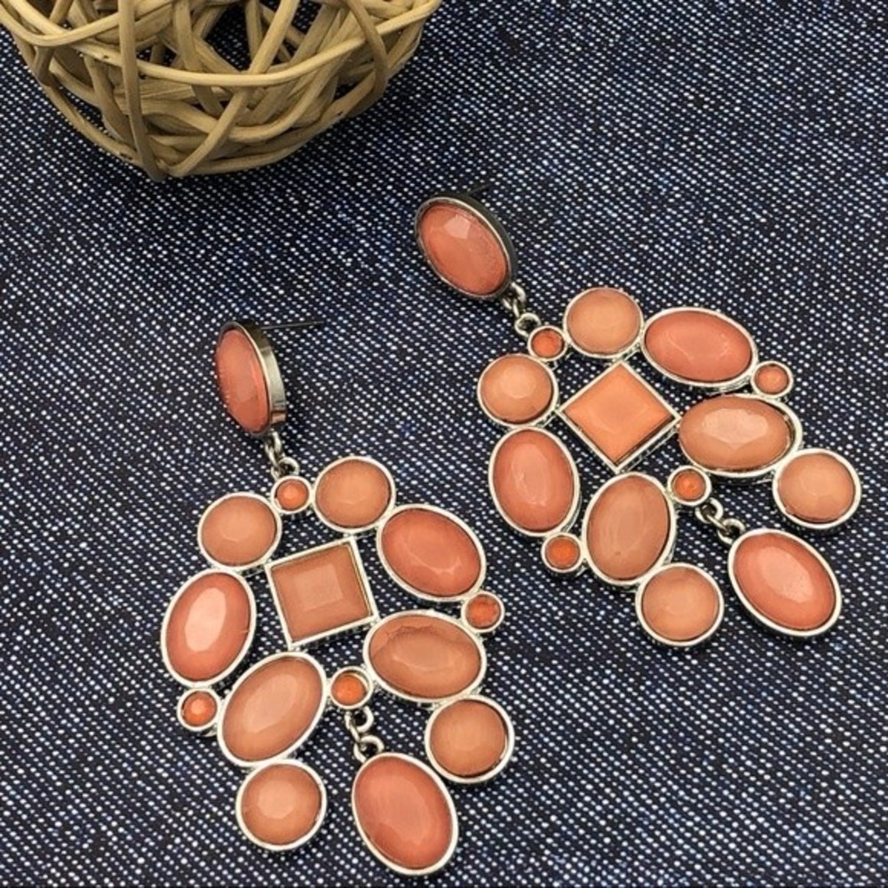 🌼 Large Peach Color Shape Cluster Earrings